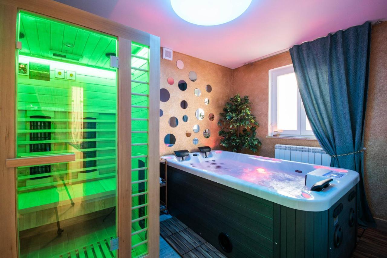 Wellness Studio D'Or - Exclusive New Apartment With Whirlpool, Sauna, Sunny Terrace, Private Parking Poreč Kültér fotó