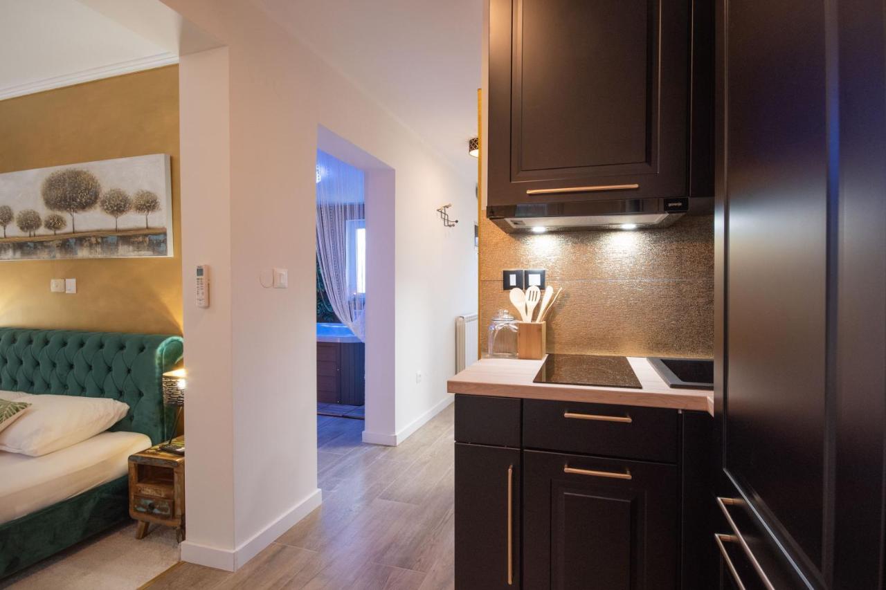 Wellness Studio D'Or - Exclusive New Apartment With Whirlpool, Sauna, Sunny Terrace, Private Parking Poreč Kültér fotó